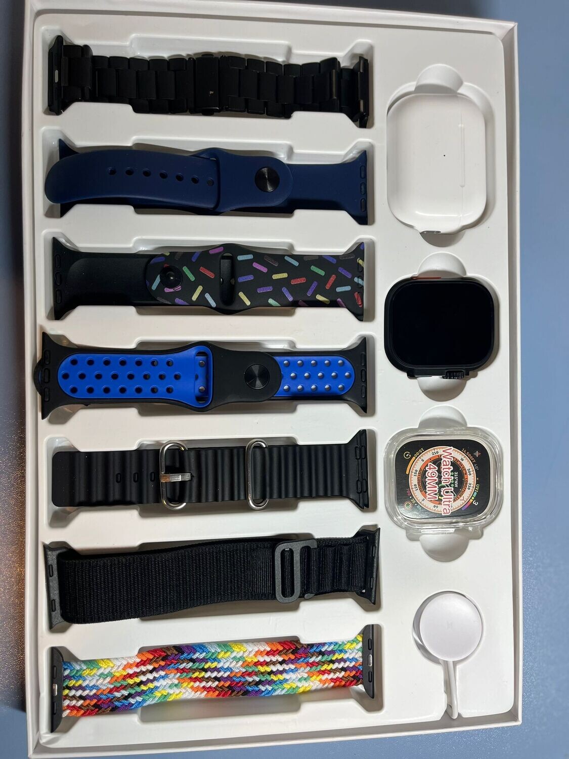 i20 ultra max 10u1 Smartwatch (Pametni sat) sa bluetooth slusalicama