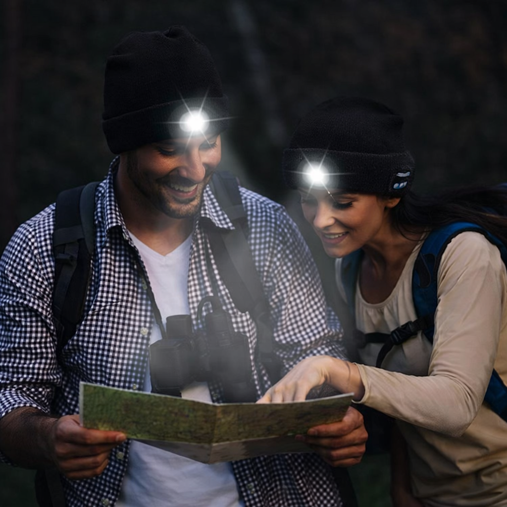 Kapa sa LED svetlom – Crna