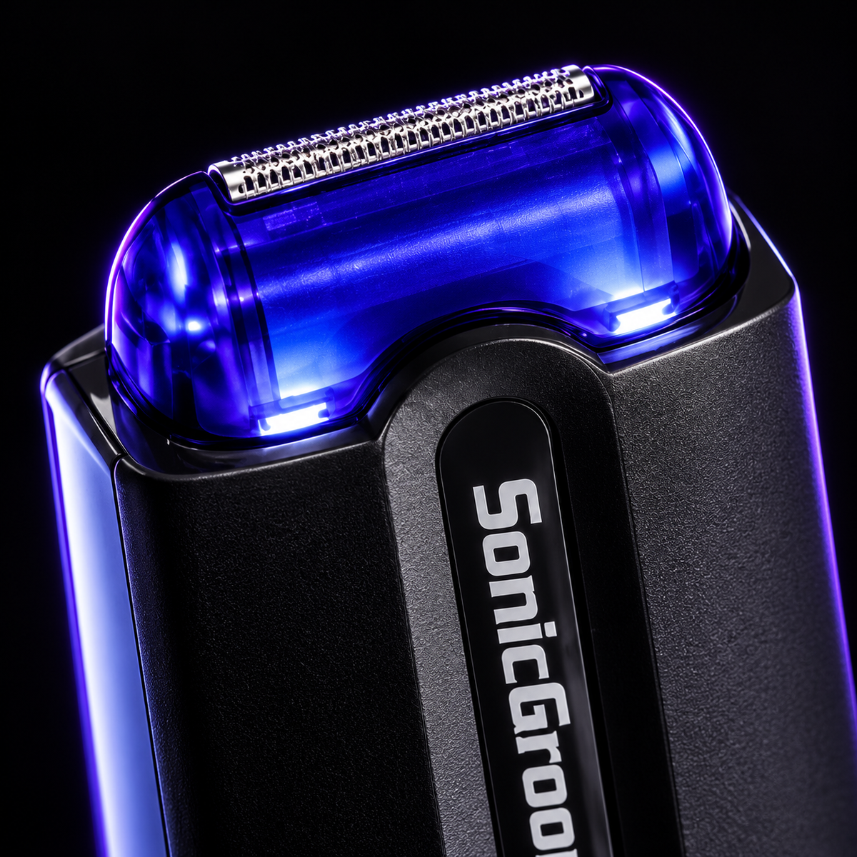 SonicGroom — detalj glave za šišanje i brijanje. AI reklamna vizualizacija.