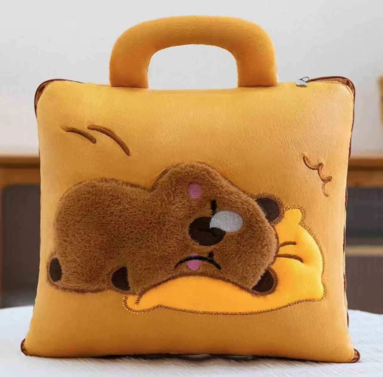 Plišani jastuk sa dabrom 2u1 – jastuk i ćebe